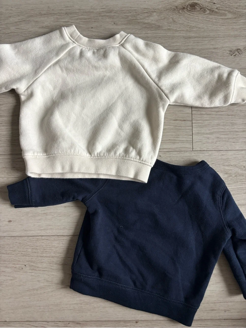 Gap Baby Crewneck Sweatshirt Bundle Size 3-6 Months